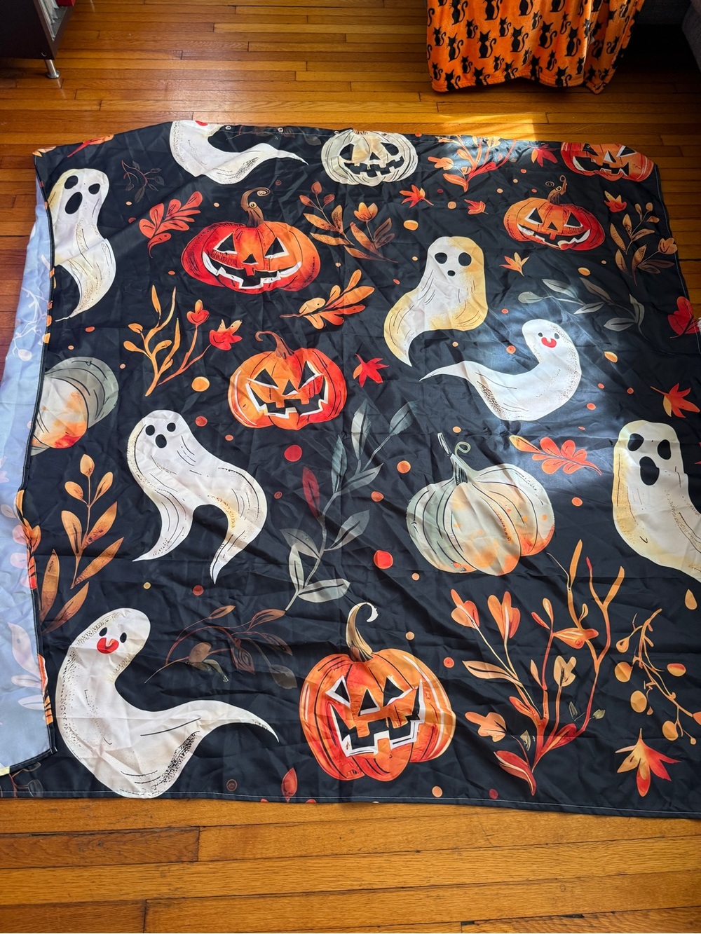 Halloween Shower curtain Orange Pumpkins & White Ghosts